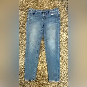 Ladies, stylus, skinny jeans
Size 14/32
Like new